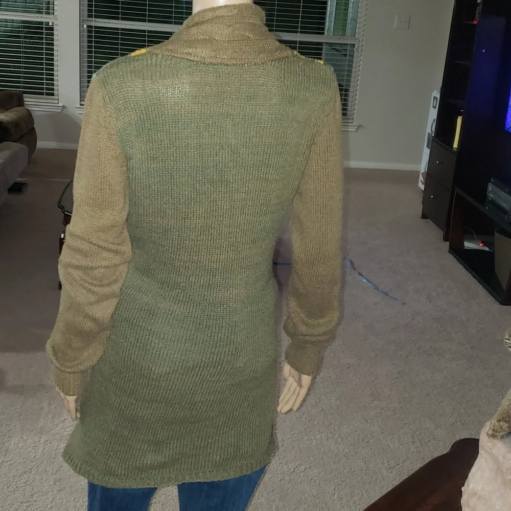 BKE Sweater Womens Large Green Brown Yellow Aztec Cardigan Button Up Buckle m - Picture 3 of 8